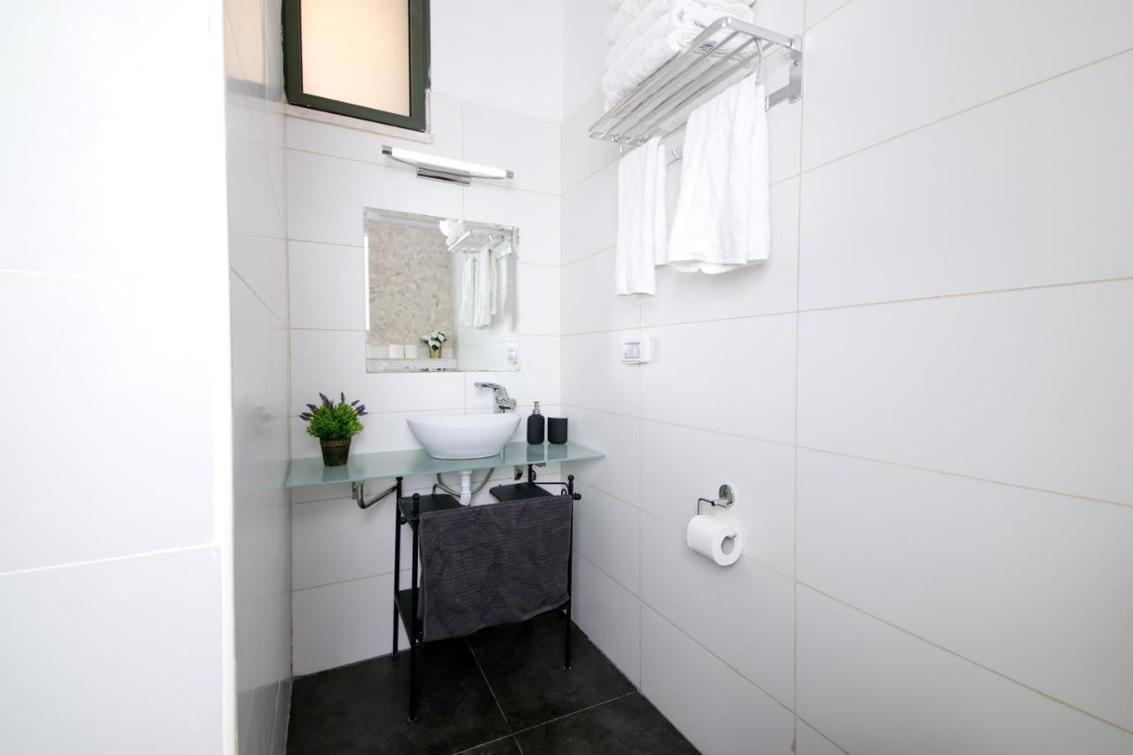 Gabriel Apartments - Cozy Kotel House Kudüs Dış mekan fotoğraf