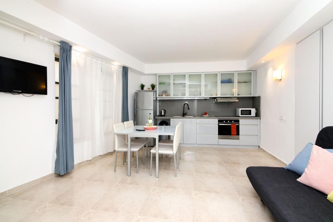 Gabriel Apartments - Cozy Kotel House Kudüs Dış mekan fotoğraf